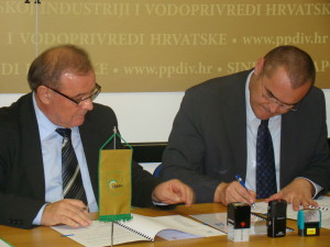 Šimo Orešković, predsjednik Sindikata PPDIV   Goran Pajnić, predsjednik HUP-UPIP 